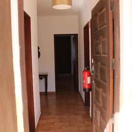 Apartamento T3 Com Vista Mar شقة *